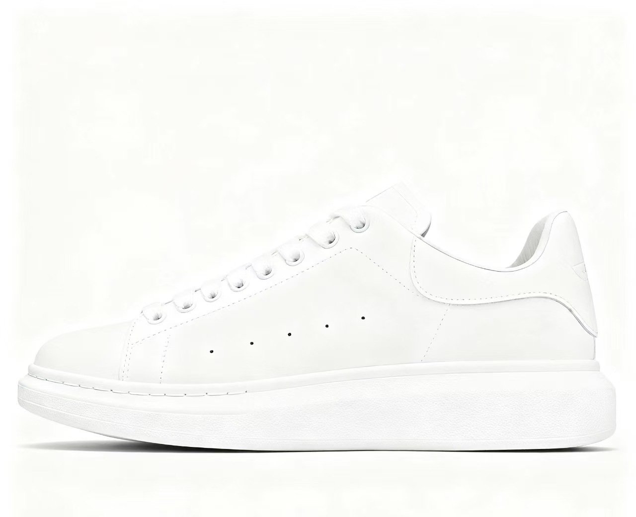 2025 Putian Shoes Mcqueen White Sneakers Pure Original Classic Fashion Couple Sneakers for Men and Women Wear-Resistant Height-Increasing Shoes for Men